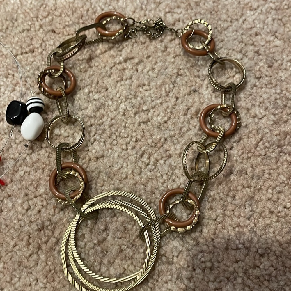 Necklace Set - Picture 4 of 4